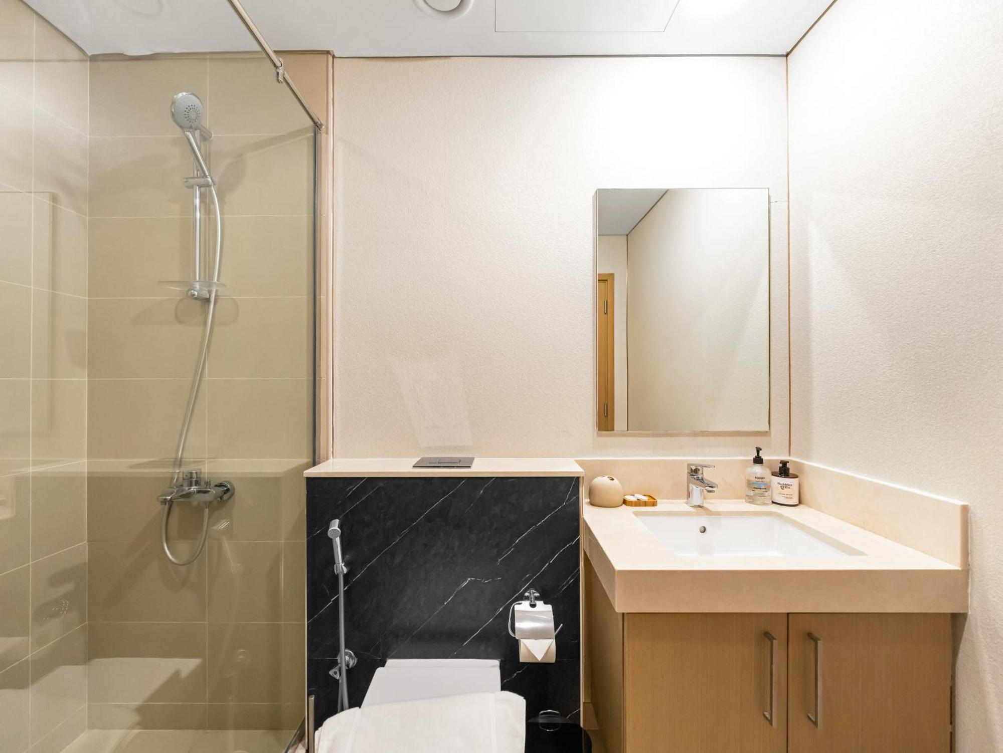 Lux 4bhk With Full Ocean Views, Great Location, Jbr Dubai