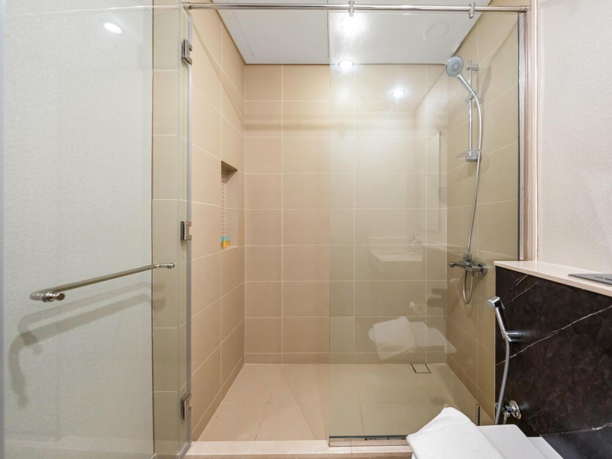 Lux 4bhk With Full Ocean Views, Great Location, Jbr Apartment Dubai